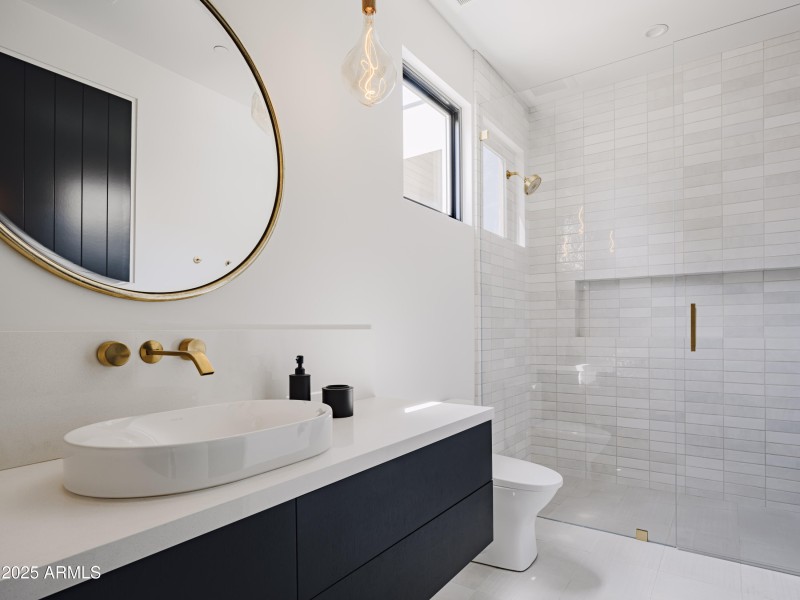 JR26 DesignTANK RTB 45th - 9104-RE-WEB