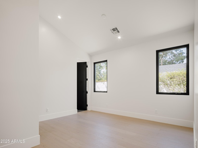 JR26 DesignTANK RTB 45th - 9113-RE-WEB