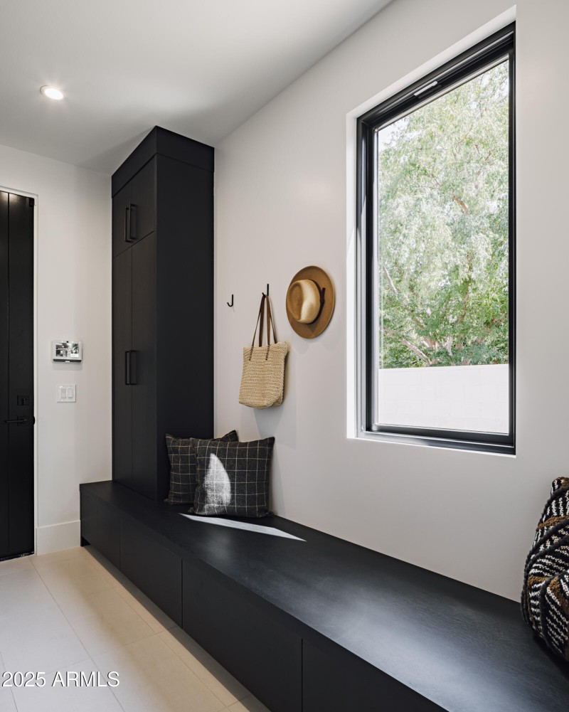 JR26 DesignTANK RTB 45th - 9130-RE-WEB