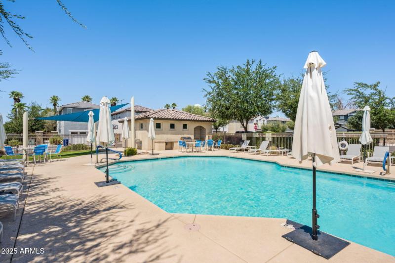 38-web-or-mls-4490-s-montana-dr