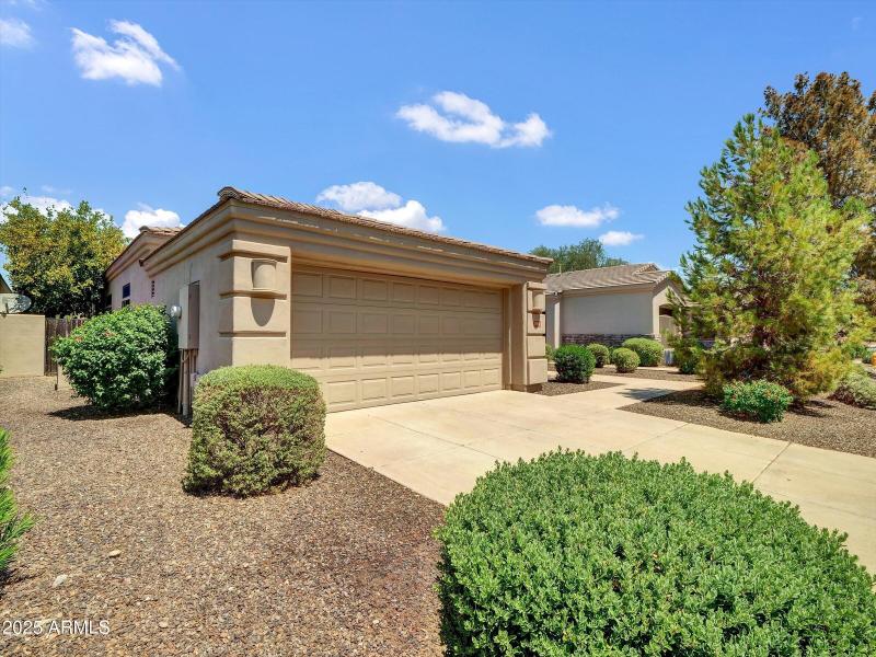 01-3906 E Carson Road-1