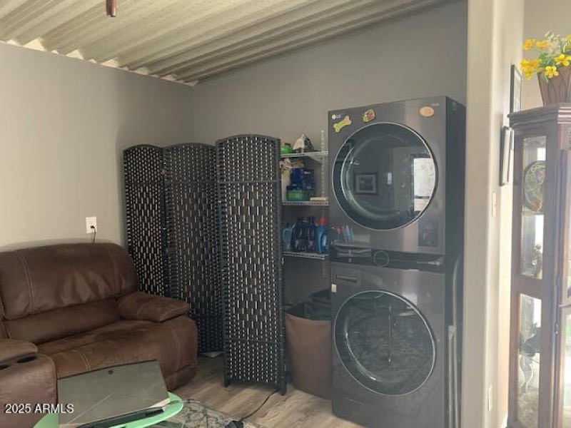 bonus room 5 laundry area