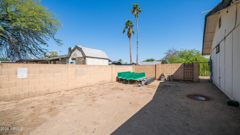 13131 W Sierra Vista Dr Exterior Photos-