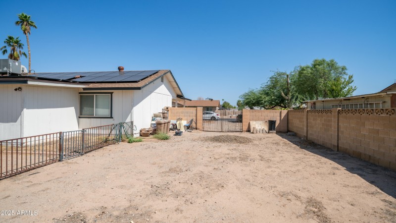13131 W Sierra Vista Dr Exterior Photos-