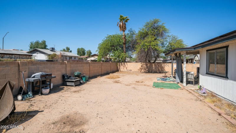 13131 W Sierra Vista Dr Exterior Photos-