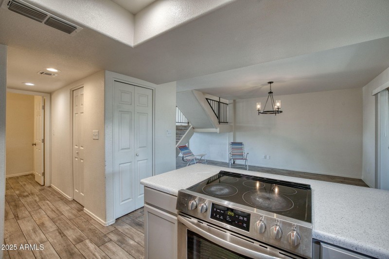 8403 N 33rd Ave Phoenix - 213