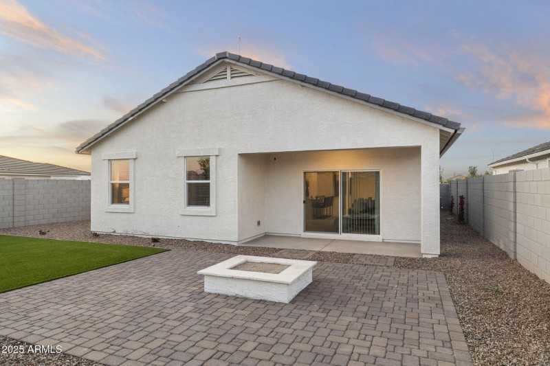 37-web-or-mls-10327-w-luxton-ln-lot-144