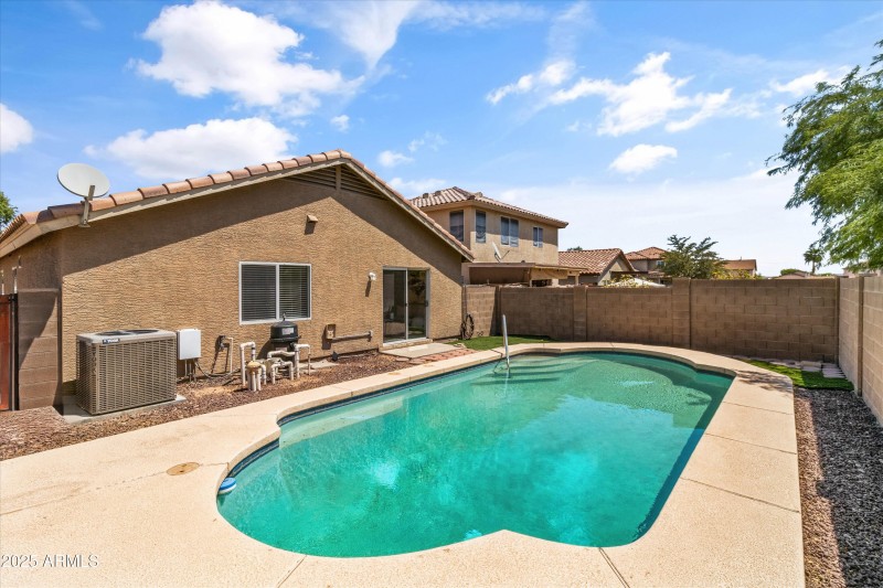 11921 W Bloomfield Pool