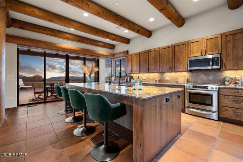 026-Kitchen to Entertaining Patio