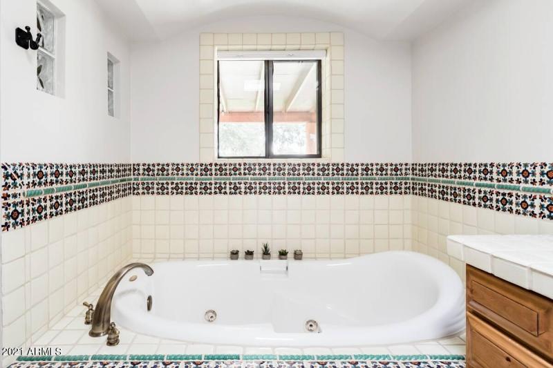 a351d684-57fc-4afe-82a4-49ebeac60ed5