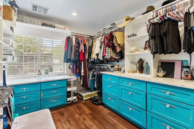 Costum Master Bedroom Closet