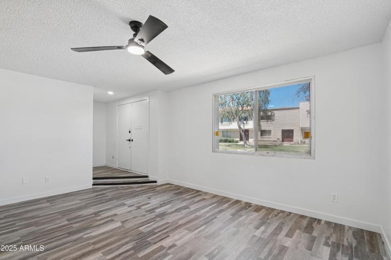 Front Entry & Great Room