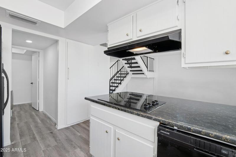Kitchen & Laundry Room