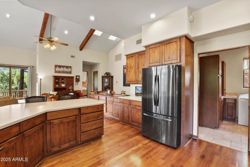 Kitchen (2)