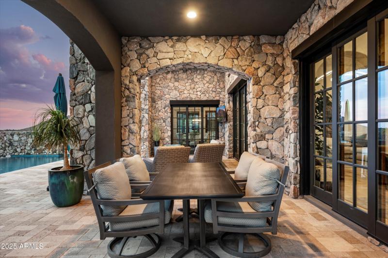 64-41399 N 96th St-64