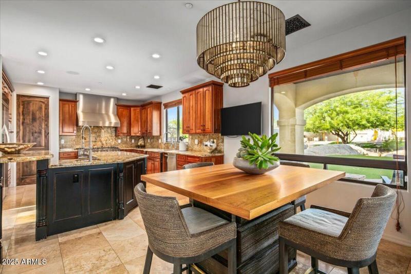 Breakfast Nook Views