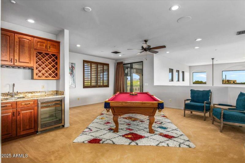 Upstairs Living Area