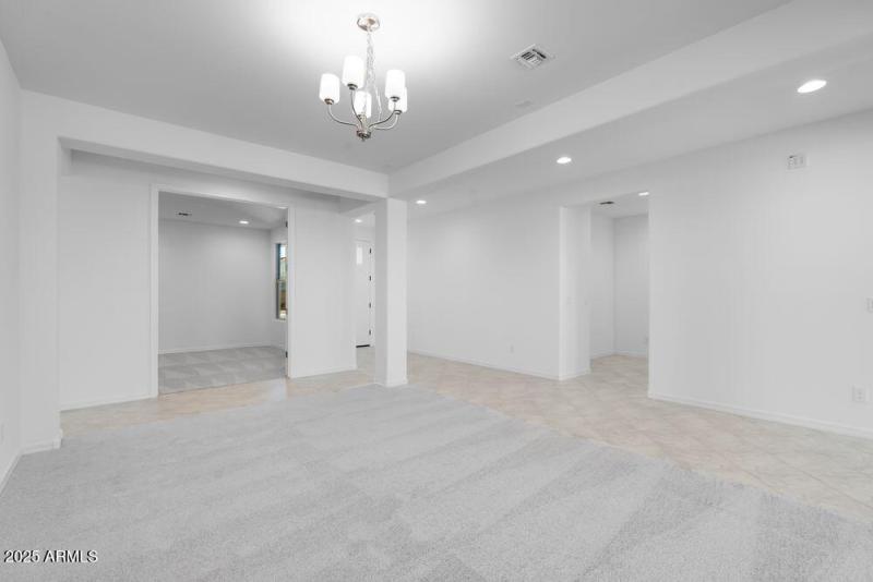 hj-az-phoenix-asante-passage-yellowstone