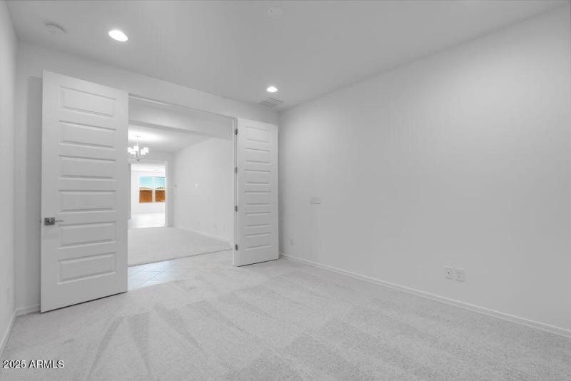 hj-az-phoenix-asante-passage-yellowstone