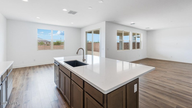 hj-az-phoenix-combs-ranch-discovery-sien