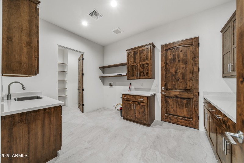 2430 Lupine Ln Wickenburg Az00033