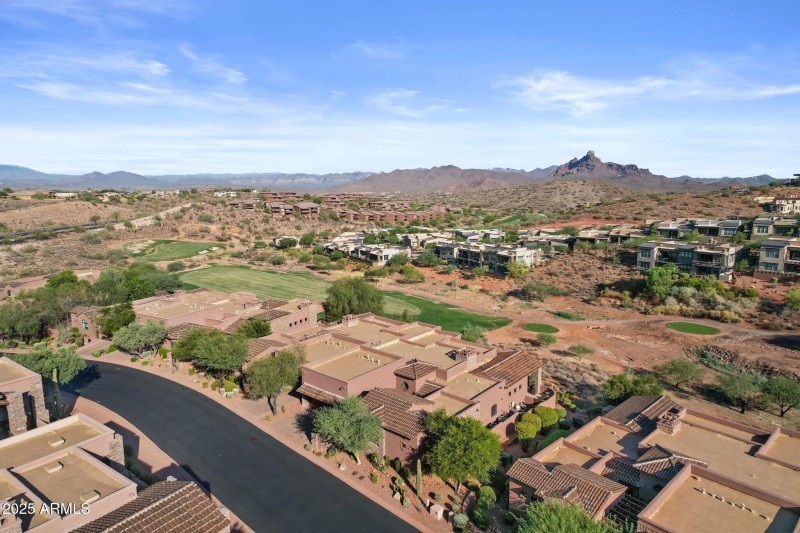 058_Aerial Community