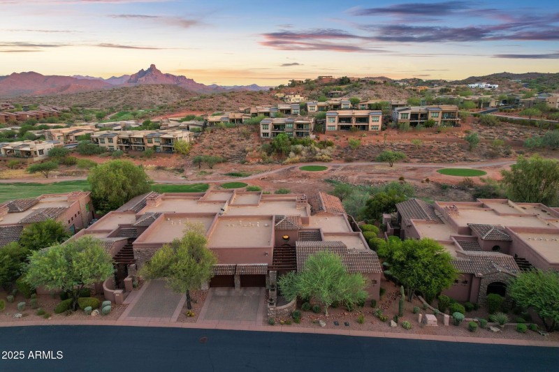 064_Aerial Front Twilight