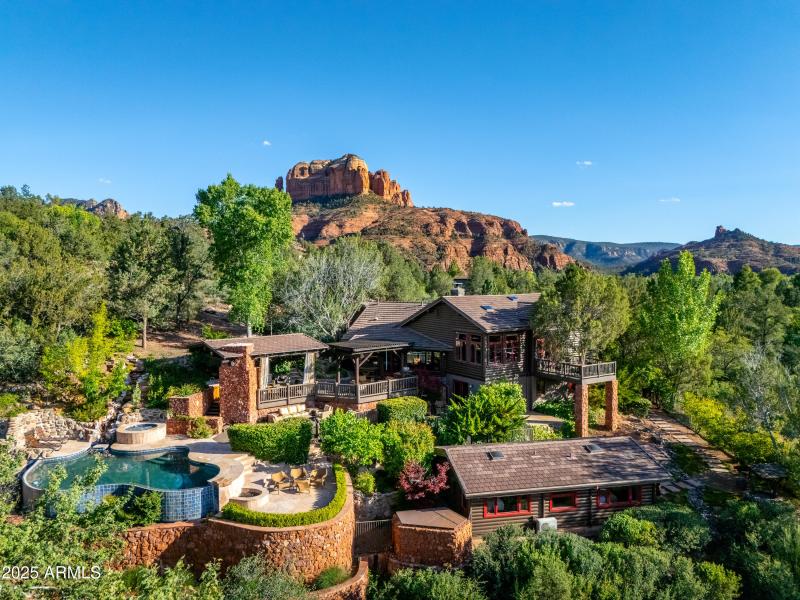 Amazing Outdoor Living