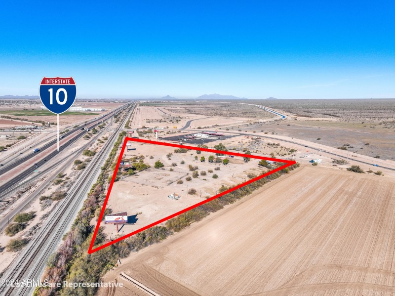 Triangle property tangerine-6