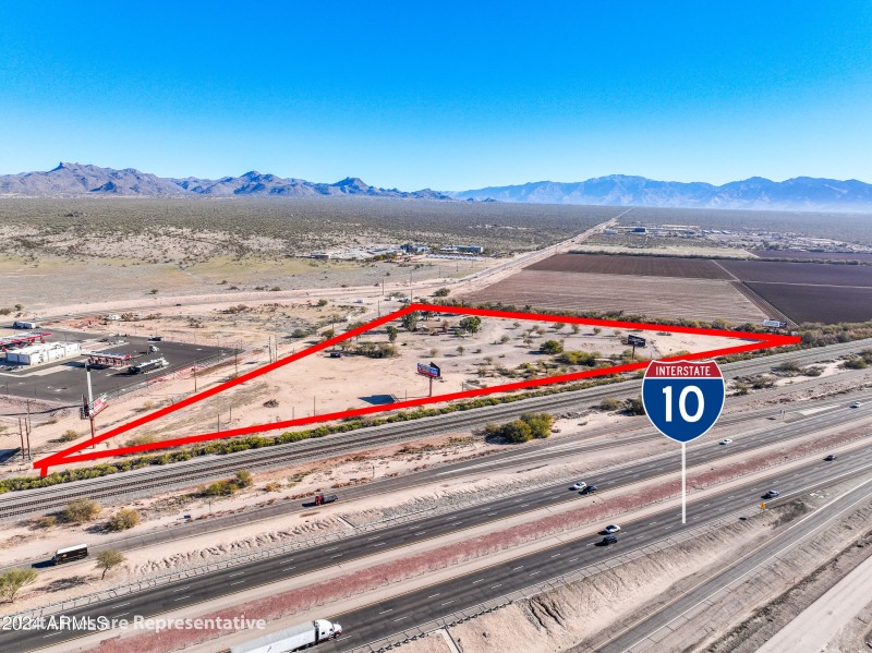 Triangle property tangerine-4