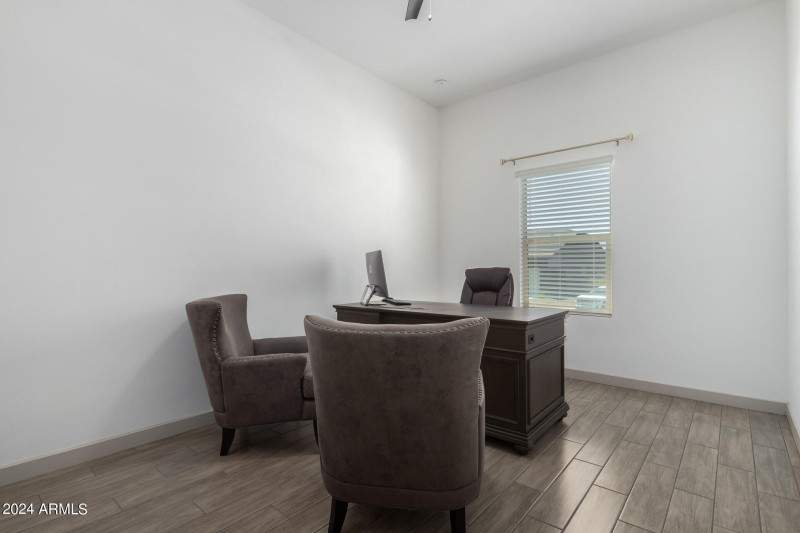 0014-14 - Gladstone Hl Pl