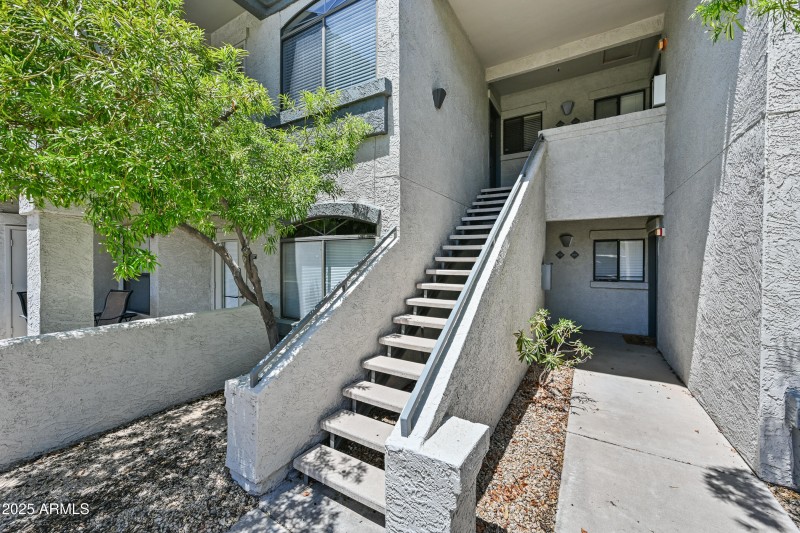 2-15095NTPP2003-ocupix