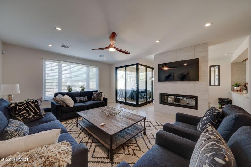 6500 E Camelback Rd, 1006-7