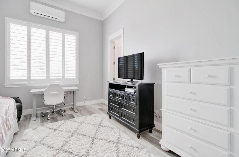 21915 S Reina Dr-110