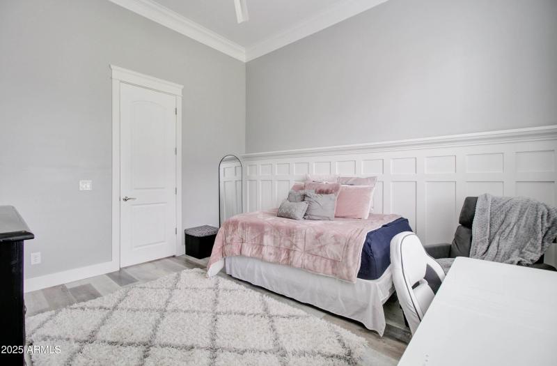 21915 S Reina Dr-114