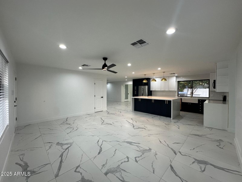 5209b242-c24f-41b8-9f45-167da336ce4d