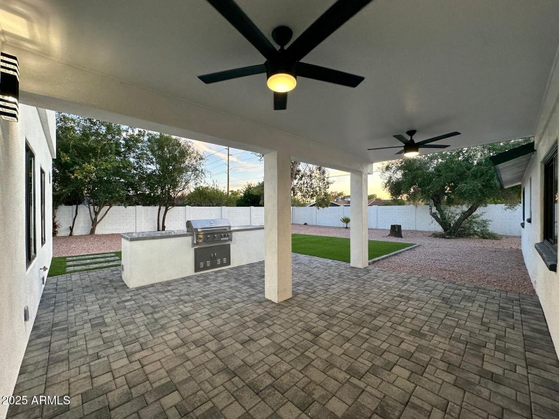 f6124603-c99c-4e4e-b357-14d64d0d26eb