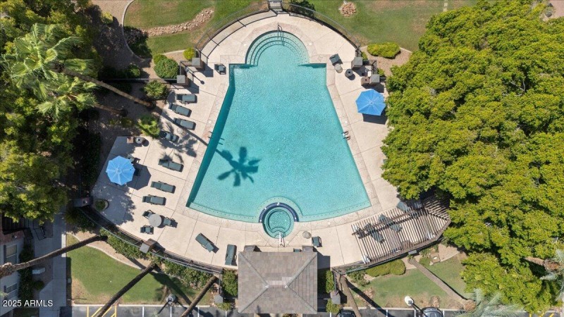 04-DJI_20250815110341_0015_D