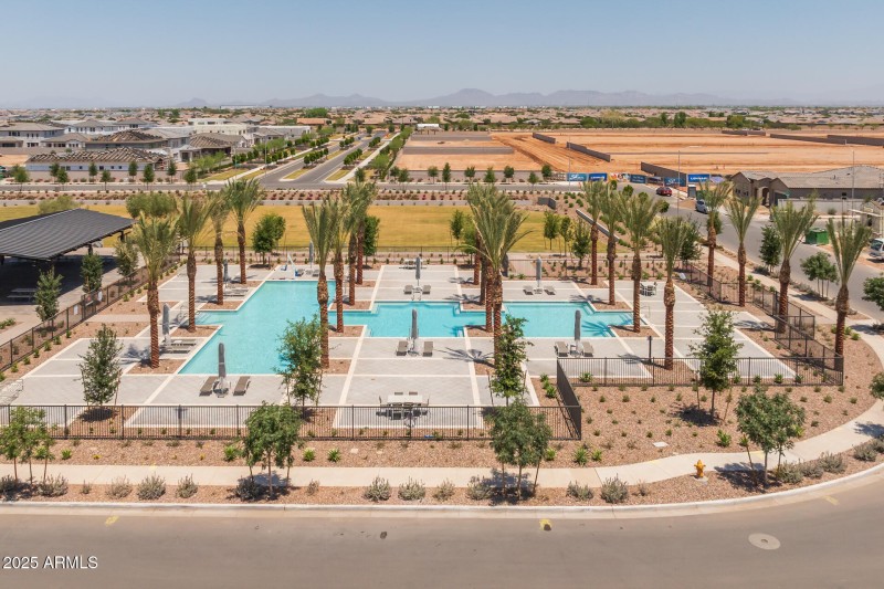 Avalon Crossing Community photos-3