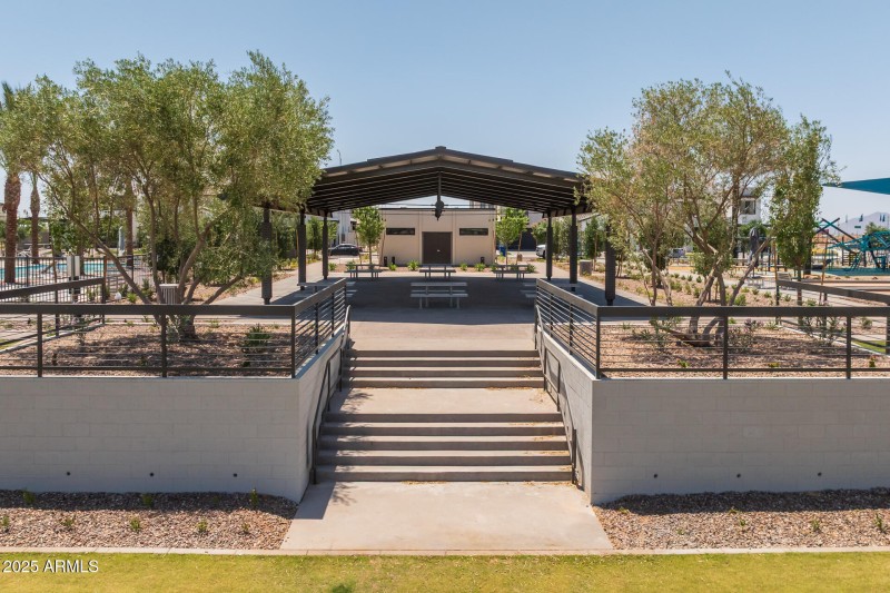 Avalon Crossing Community photos-11