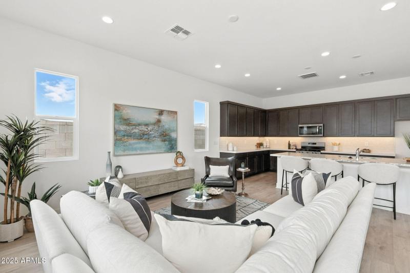 22-web-or-mls-Tin-22