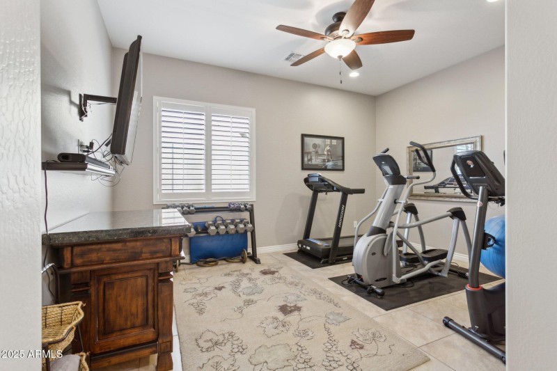 31-web-or-mls-10062-w-redbird-rd