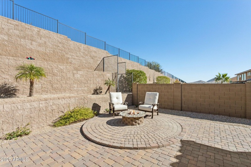 35-web-or-mls-10062-w-redbird-rd