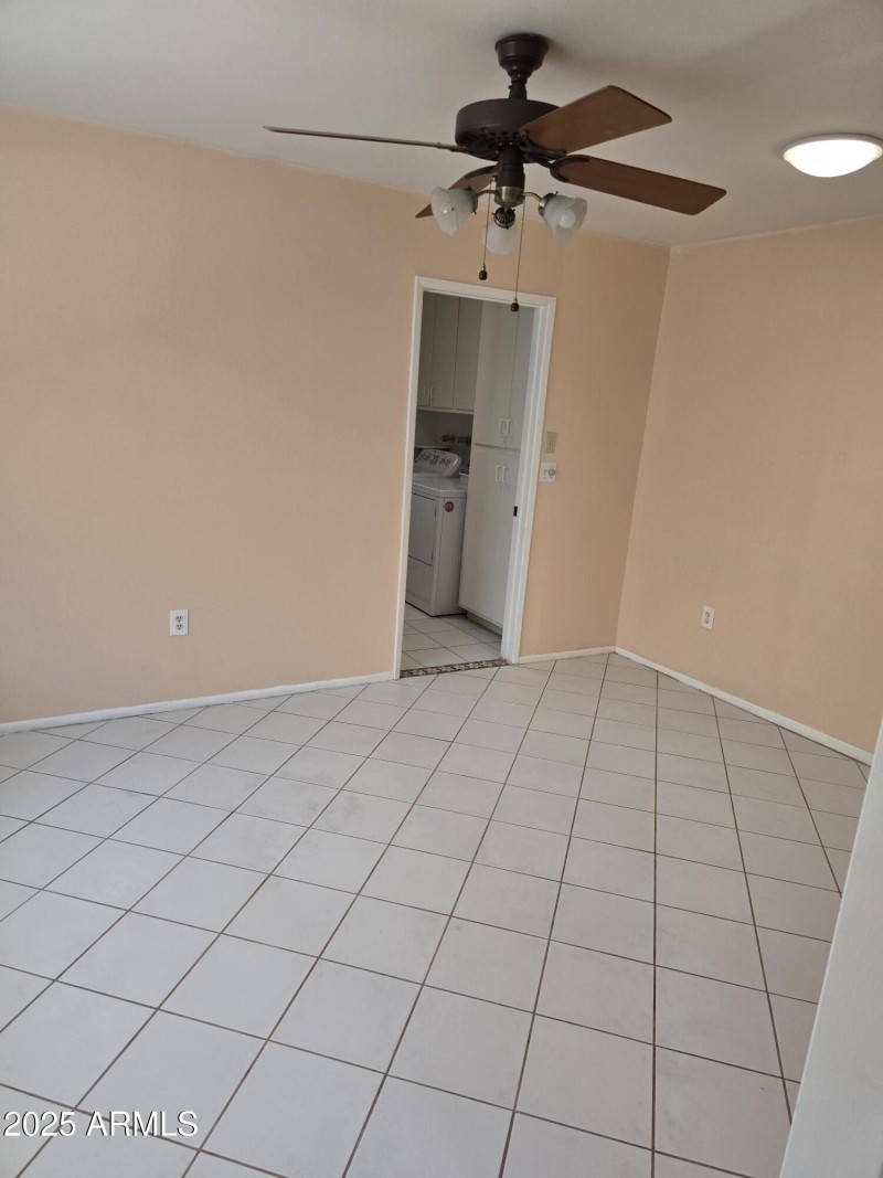 FORMAL DINING AREA