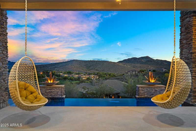 151-web-or-mls-17th Twilight-03