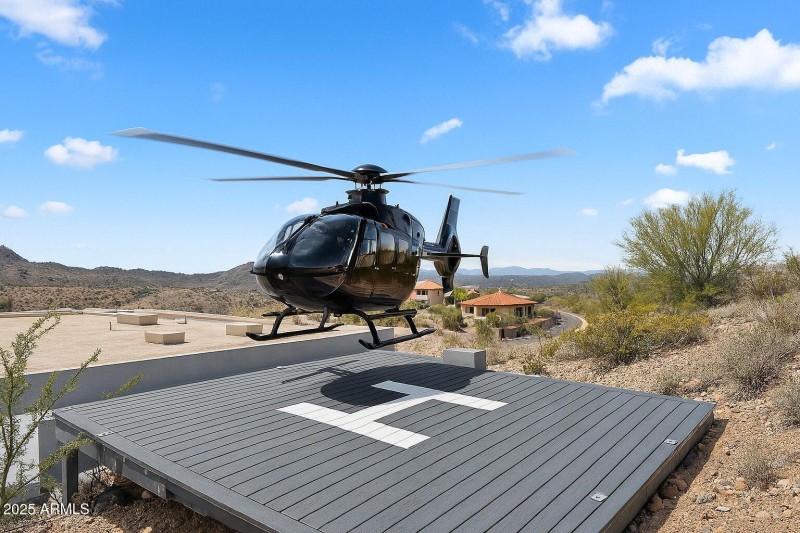 22902A36-1BCA-4F02-A343-9A9ACF0074CE