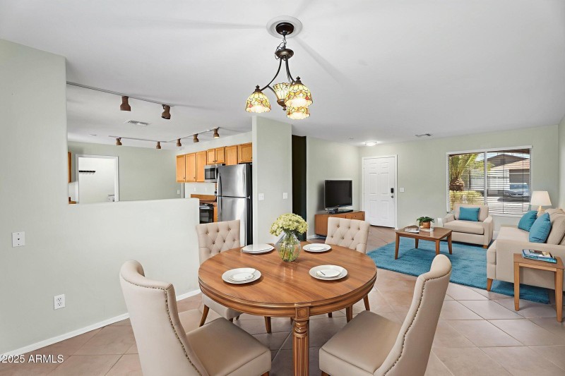 11-web-or-mls-Desert-05 virtually staged