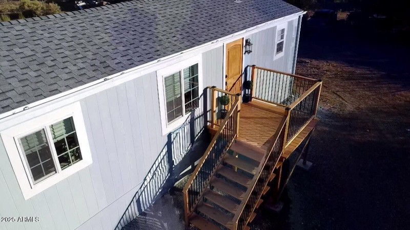 2025-08-17-17-54-57-831