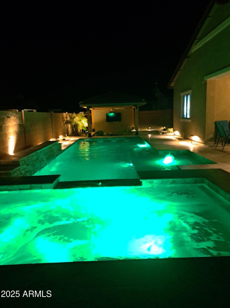 Resized_20230318_204407_14229311548463_1