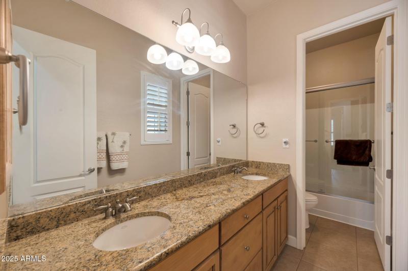 18-web-or-mls-QP-5664